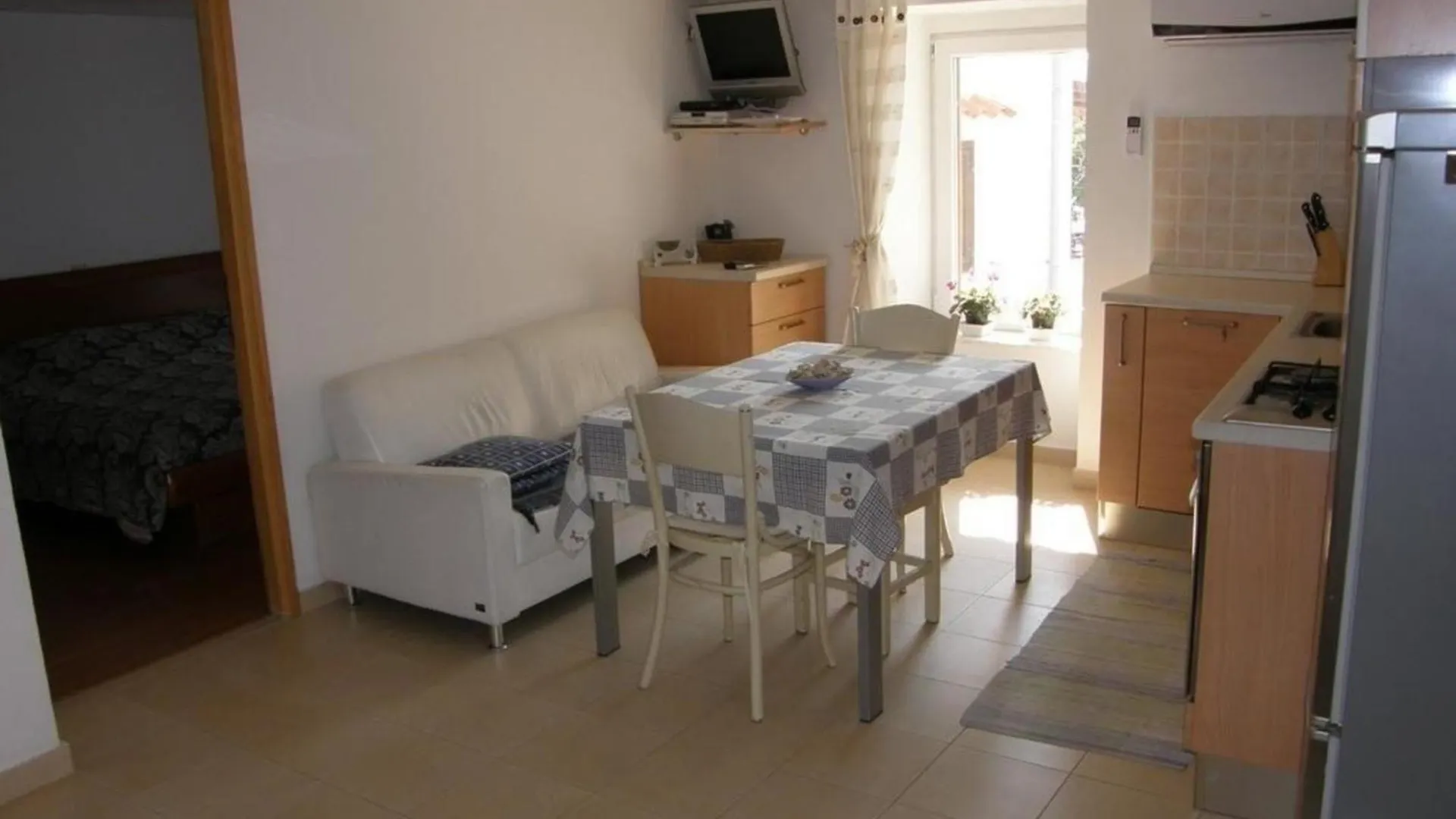 Apartment Im Hafen Und In Der Fussgaengerzone Baska  Baska (Krk)