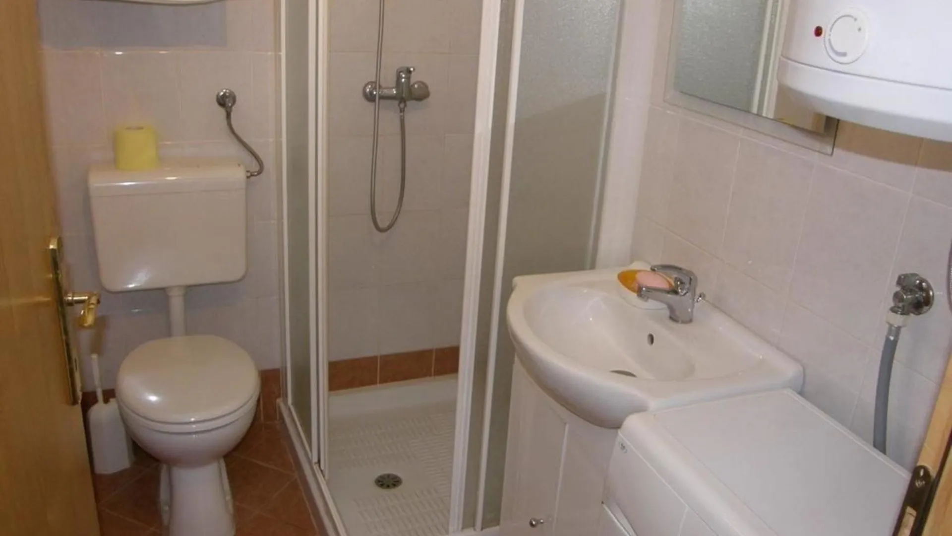 Apartment Im Hafen Und In Der Fussgaengerzone Baska   Baska (Krk)