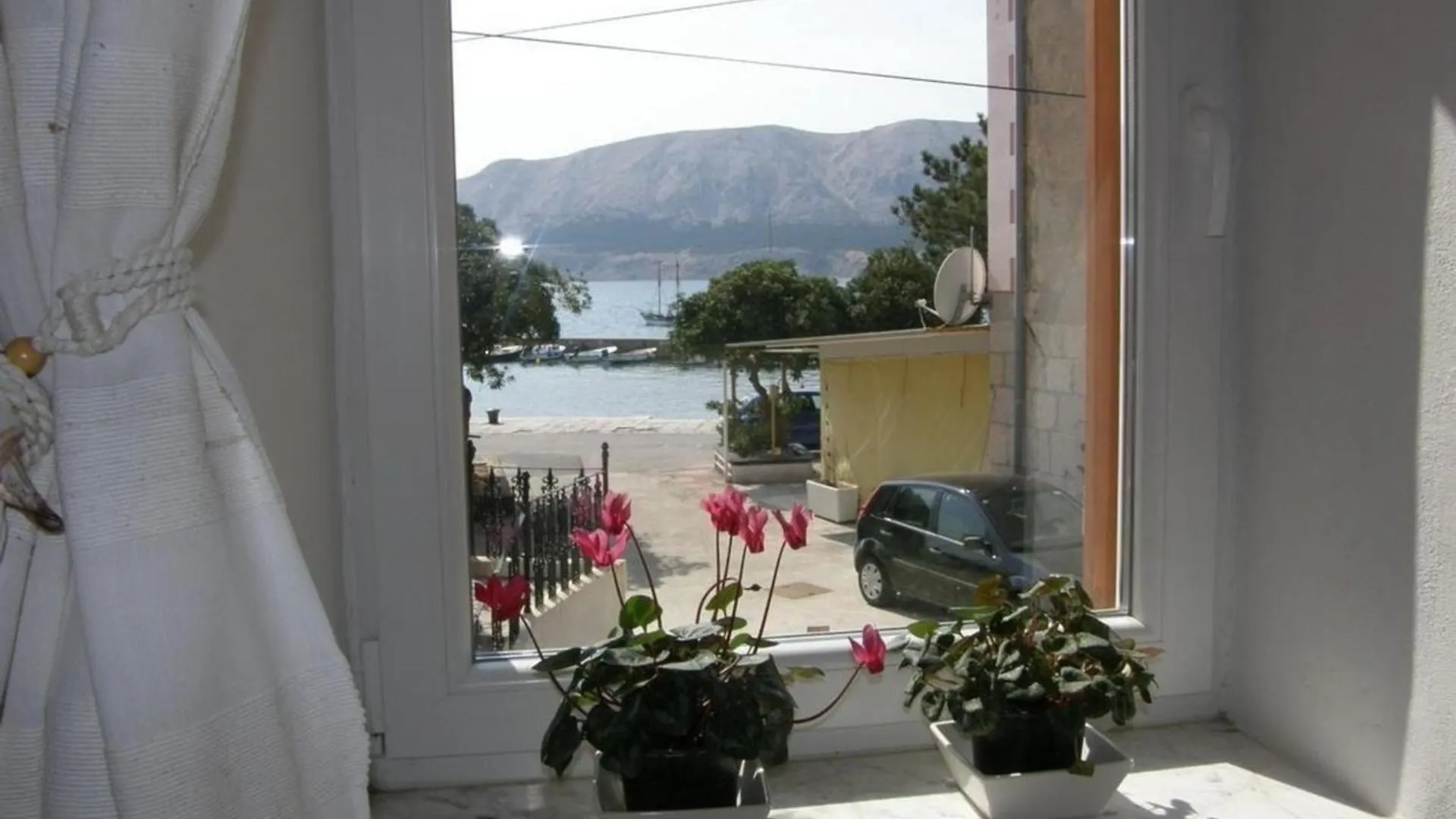 Apartment Im Hafen Und In Der Fussgaengerzone Baška Horvátország